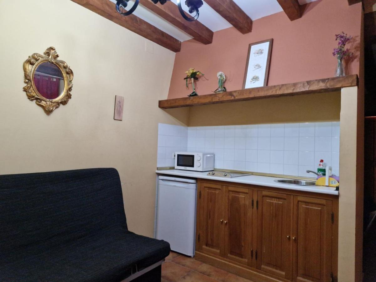 Hostal La Plata Oropesa Exteriör bild
