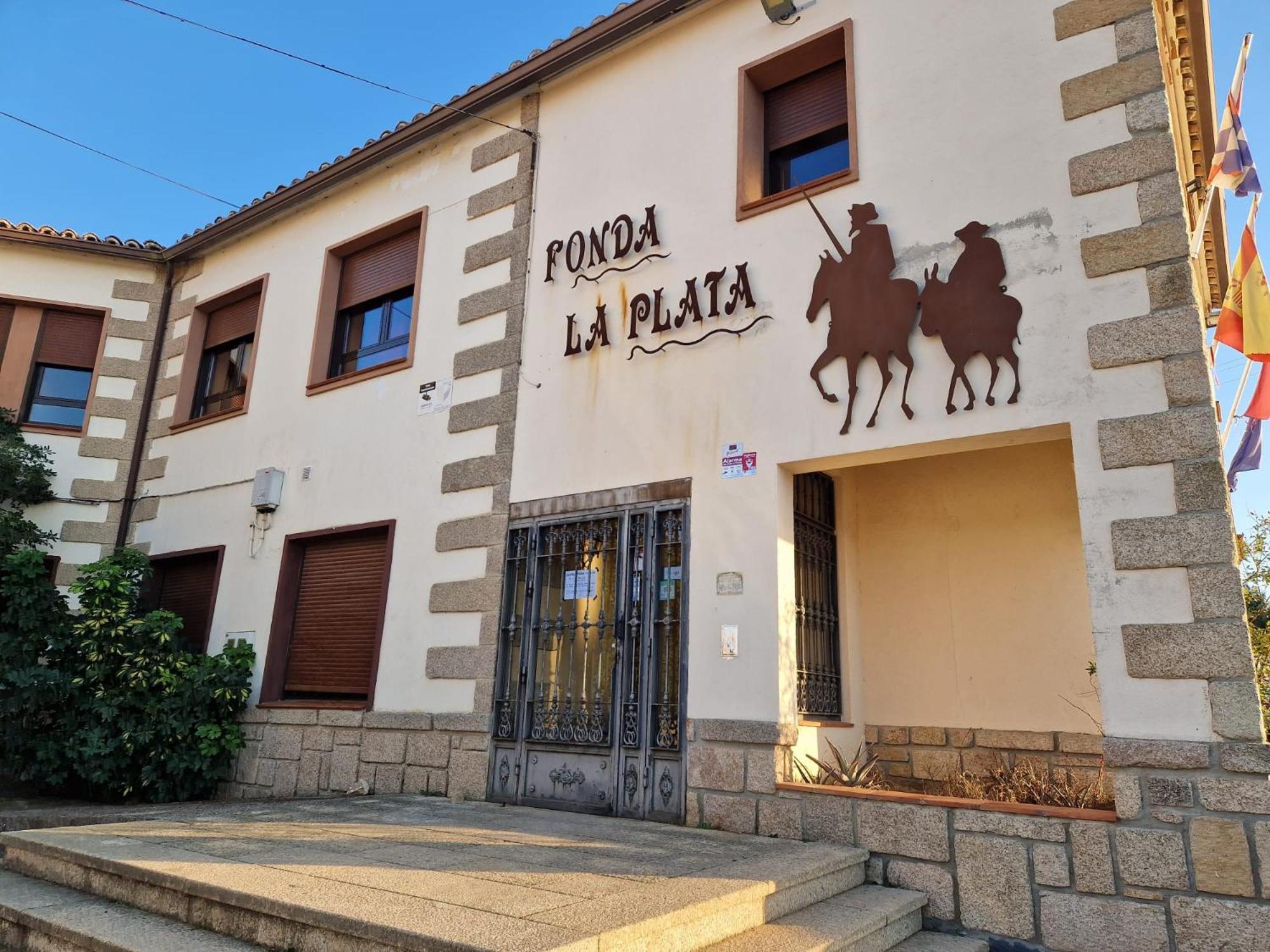 Hostal La Plata Oropesa Exteriör bild